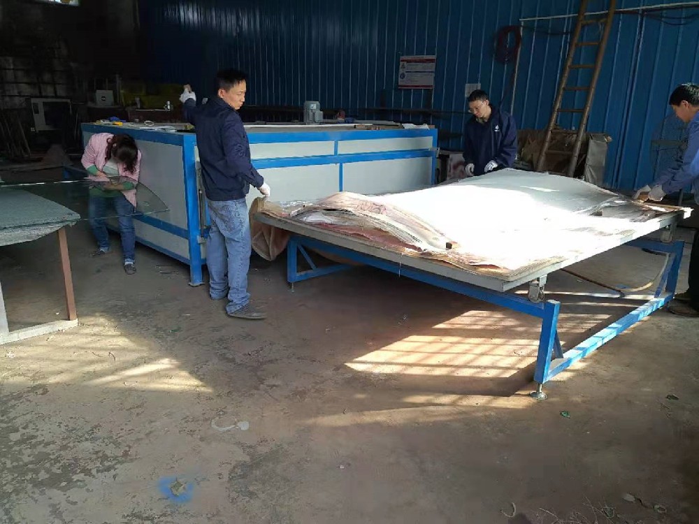 玻璃加工现场